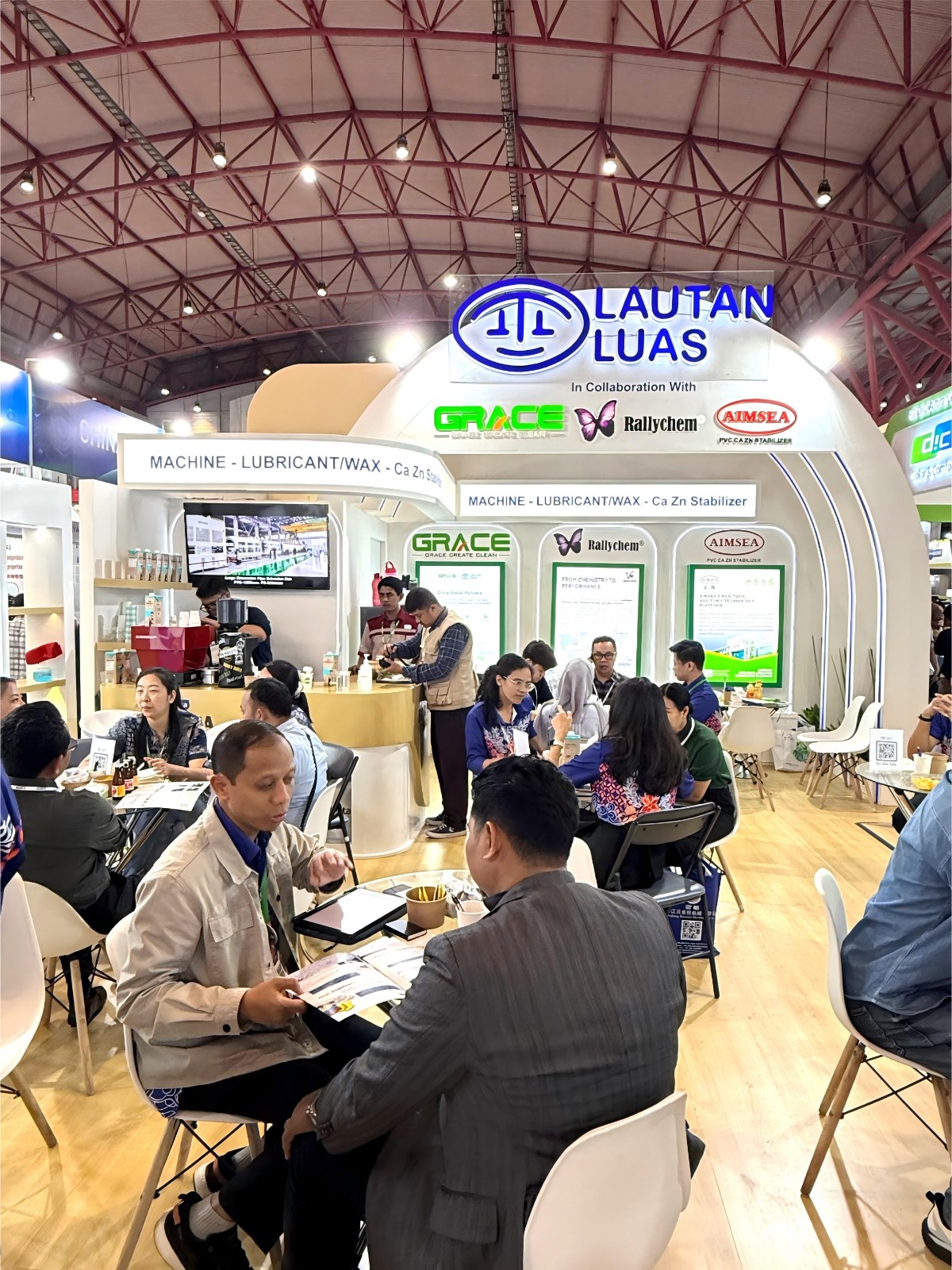 1764208291340960.jpg 印尼展图片 (8)(1).jpg